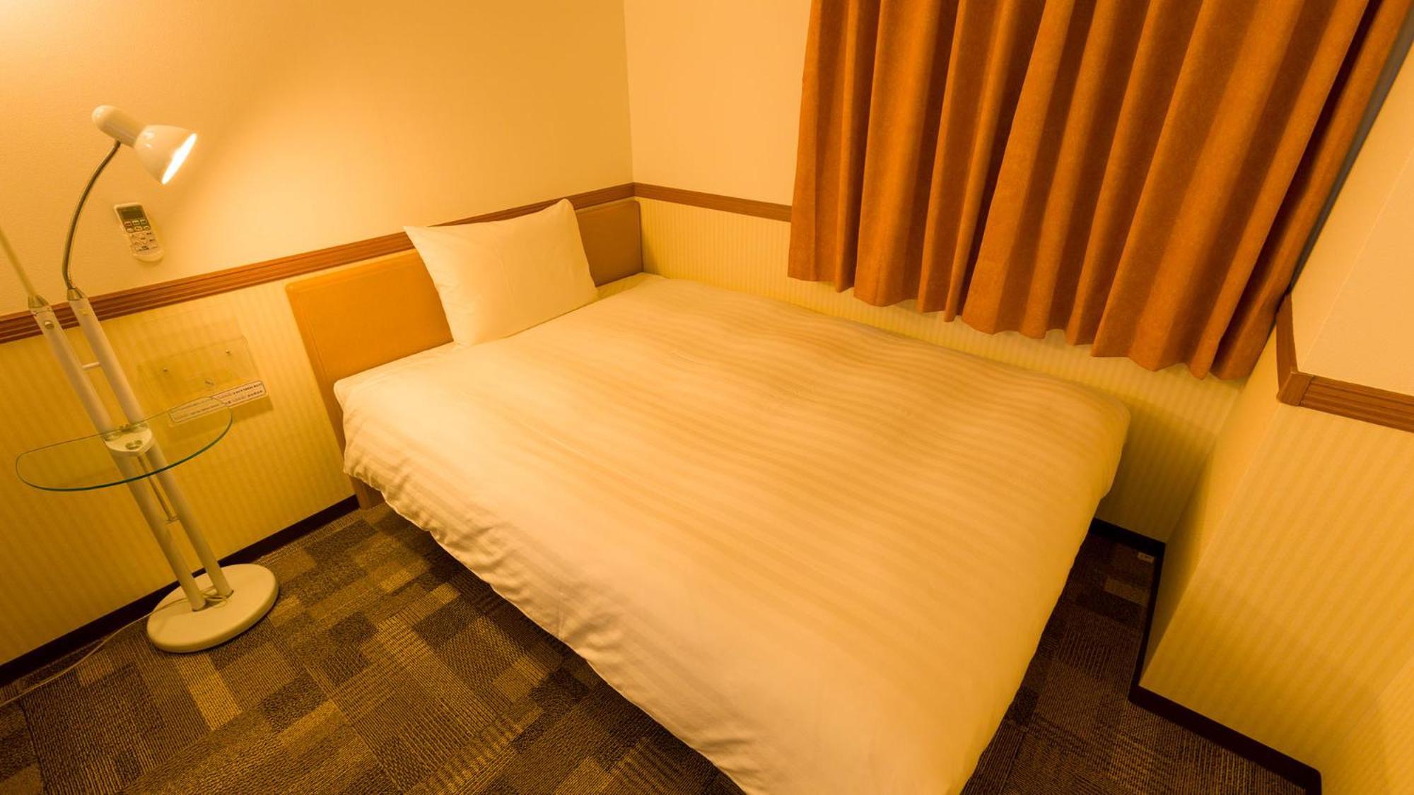 Toyoko Inn Nishitetsu Kurume Eki Higashi Guchi Værelse billede