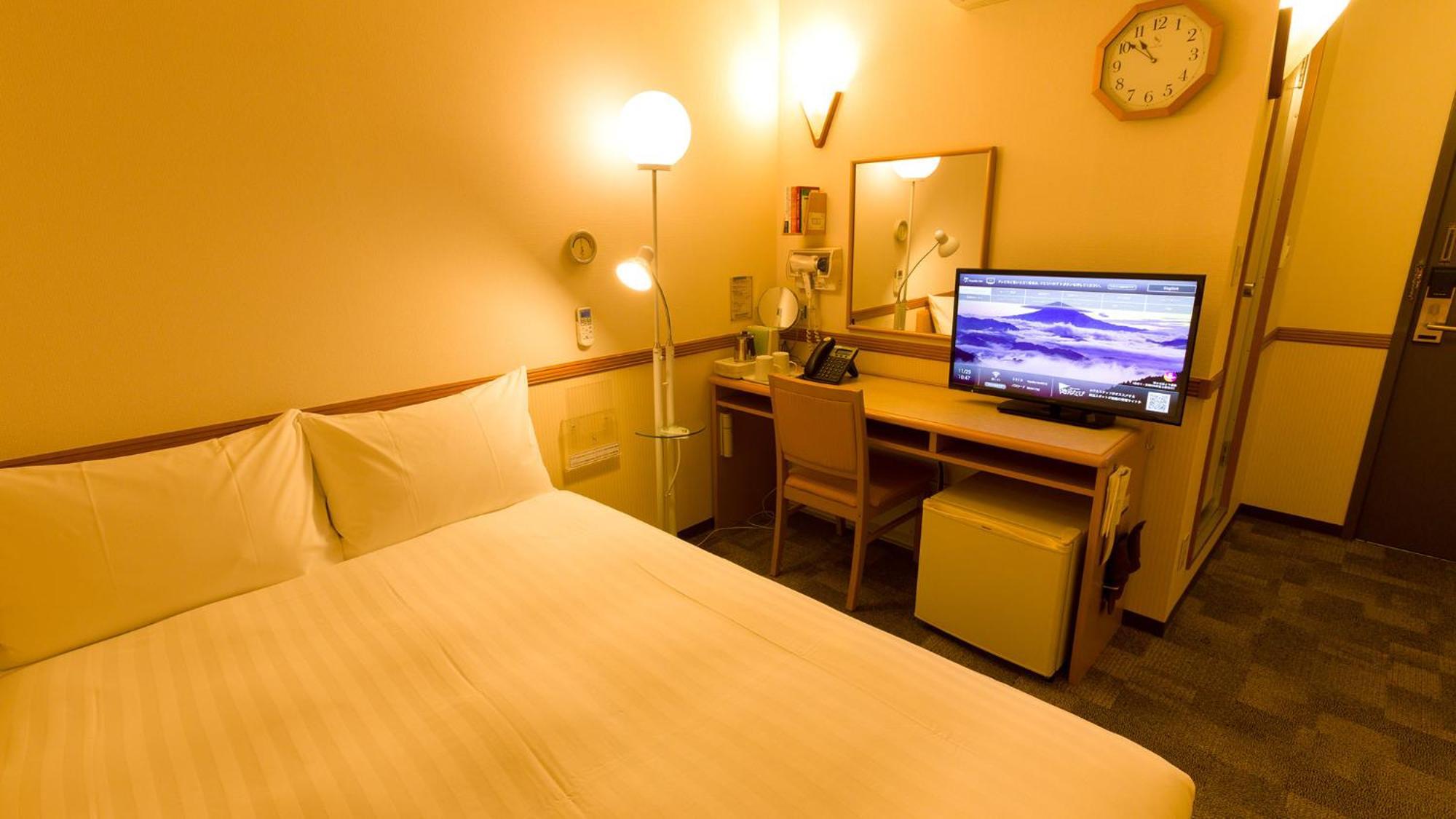 Toyoko Inn Nishitetsu Kurume Eki Higashi Guchi Værelse billede