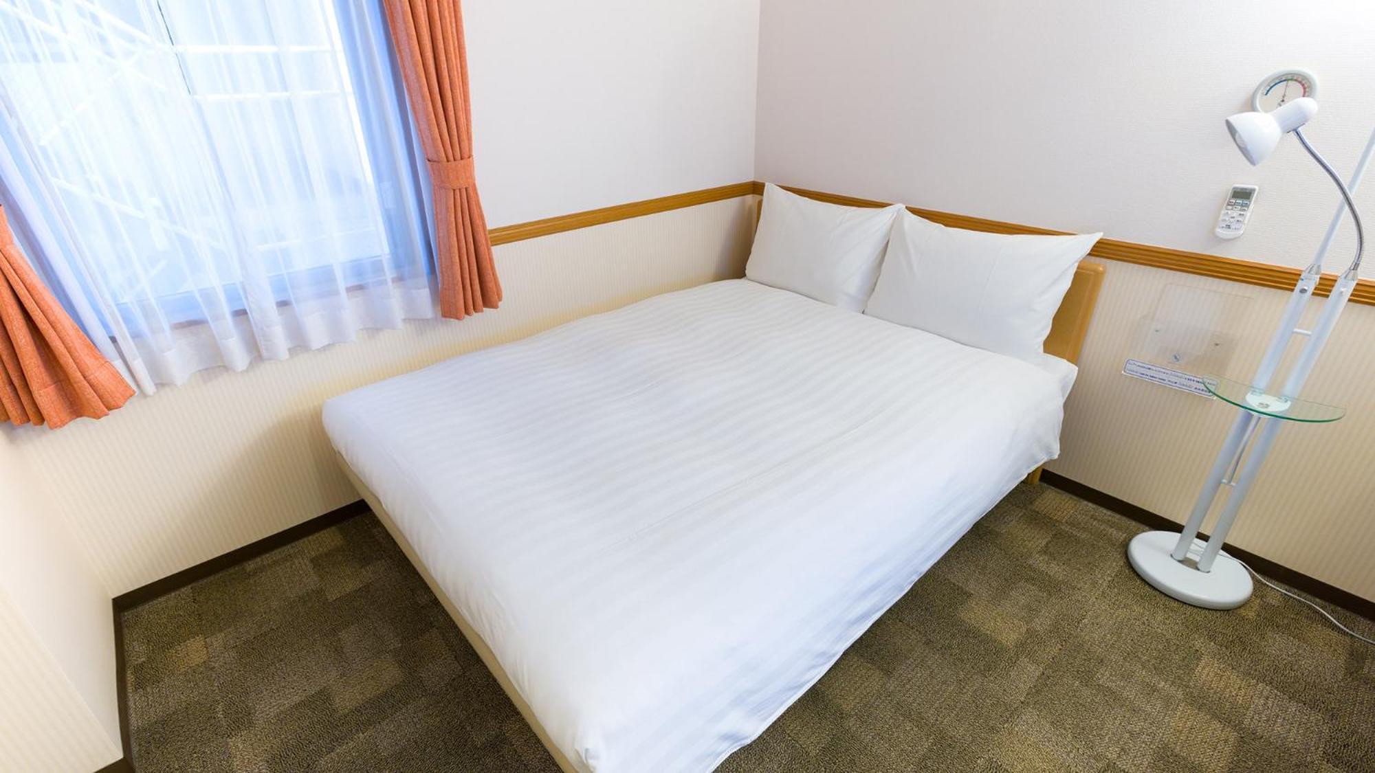 Toyoko Inn Nishitetsu Kurume Eki Higashi Guchi Værelse billede